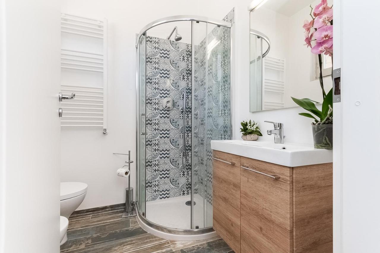 Cavi Sea View Apartment ラヴァーニャ エクステリア 写真